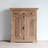 Front view of LYON Cabinet.