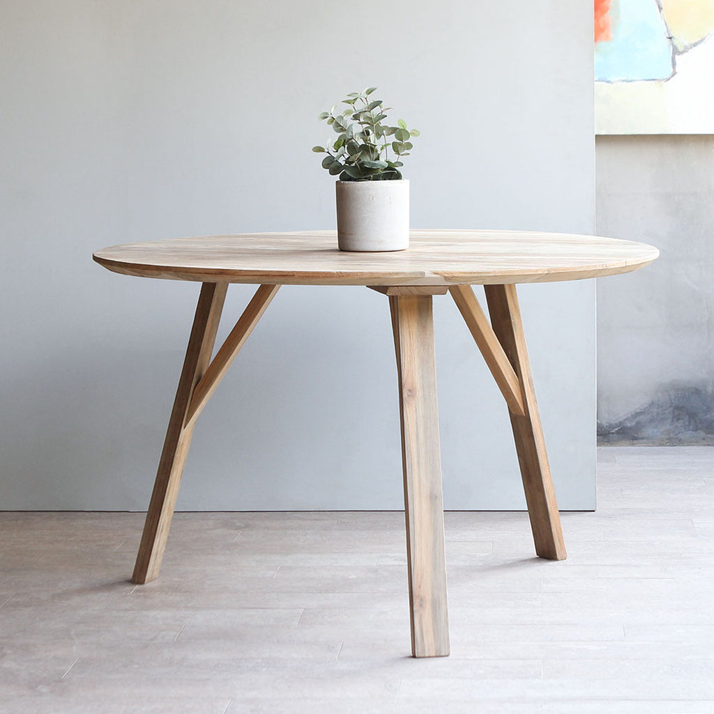Xie Indoor Round Dining Table | KAYULAMA Home